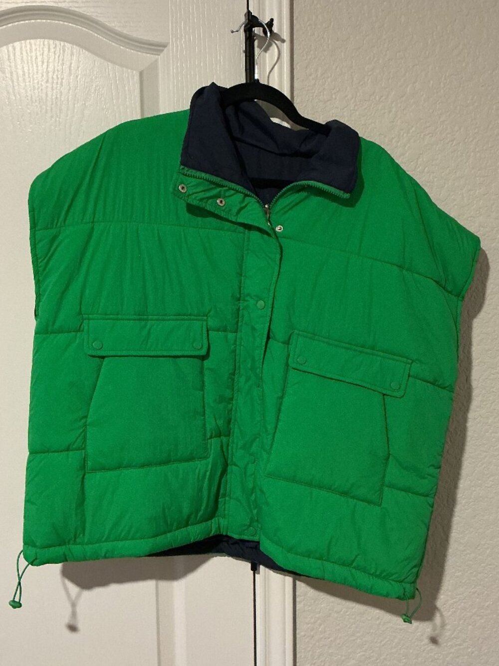 💚 Blakely Reversible Oversized Puffer Vest 💙